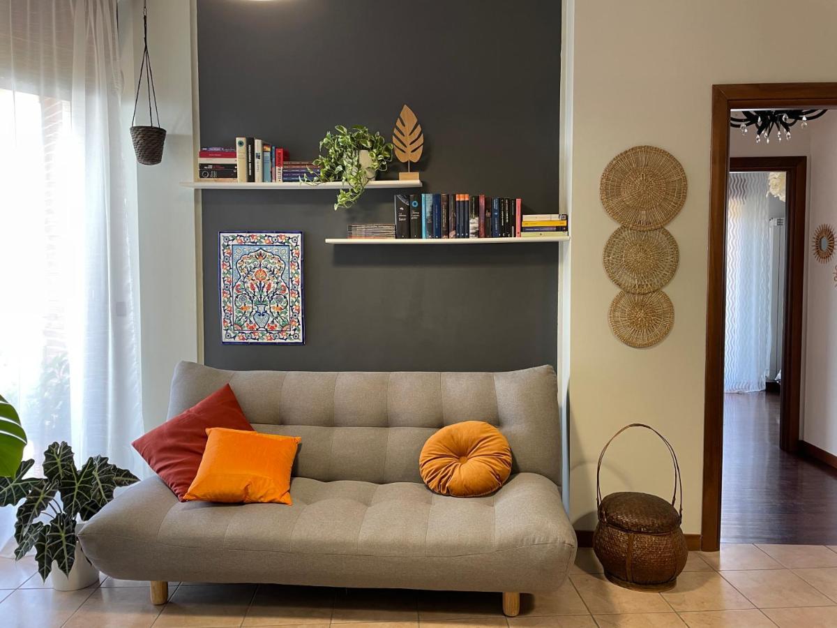 Casa Katiu' Due Camere Indipendenti In Appartamento Di 83 Mq ラクイラ エクステリア 写真